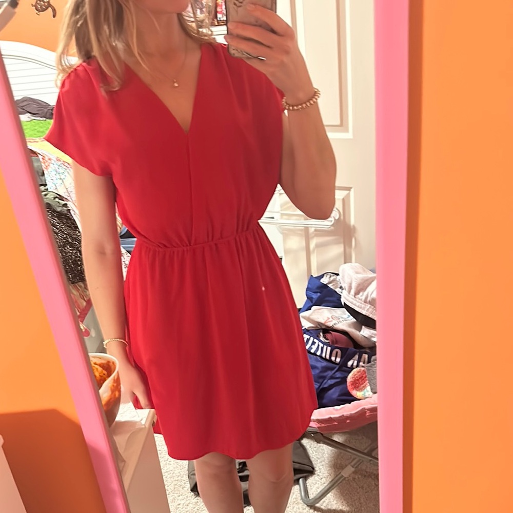 Elegant Red V-Neck Dress